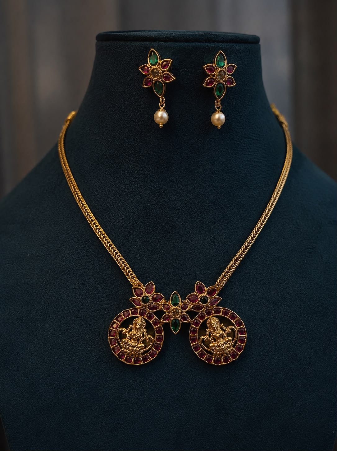 Lakshmi kundan jadau necklace