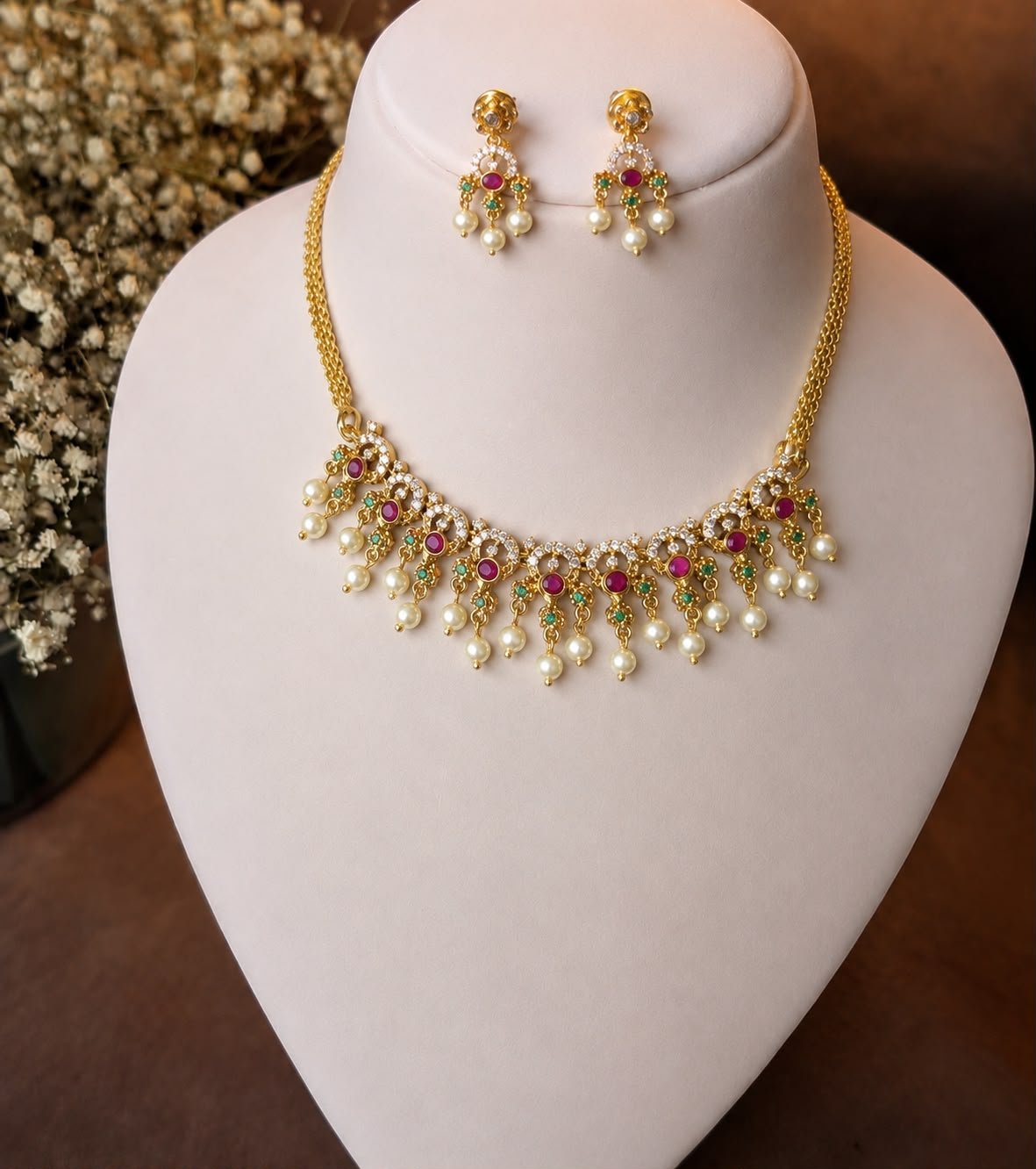 Green and Ruby stoned necklace with pearl hangings — view 1