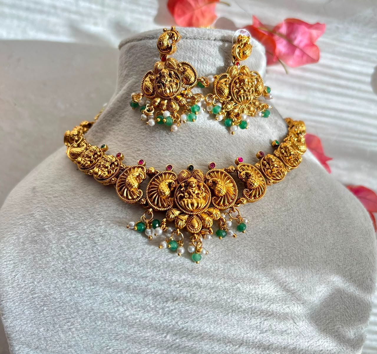 Nagas With Green Pearl drops — view 1