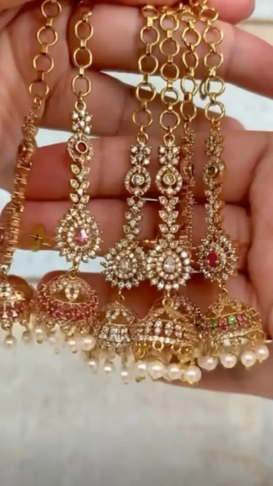 Jhumka and maang tikka sets