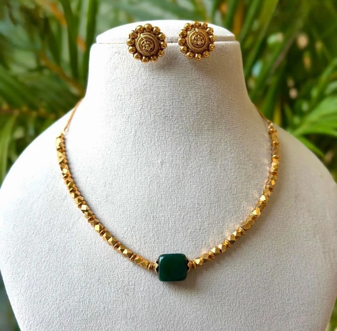 Single Stoned Contemporary Choker — view 1