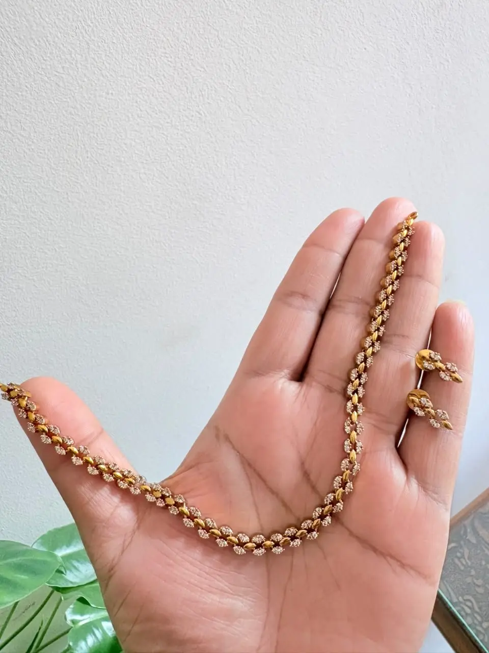 Lightweight Diamond Replica Necklace — view 2