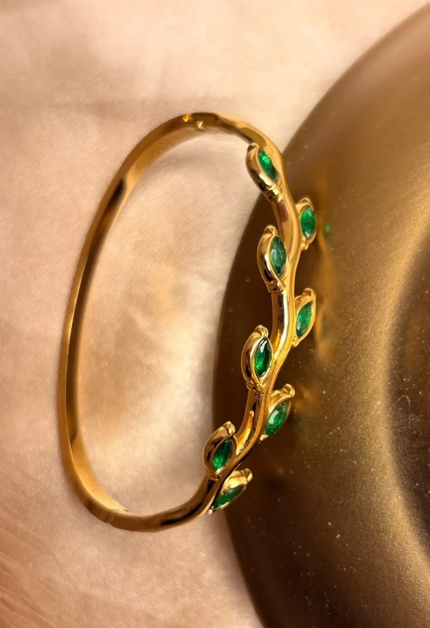 Premium Bare Green Stone Bracelet — view 1