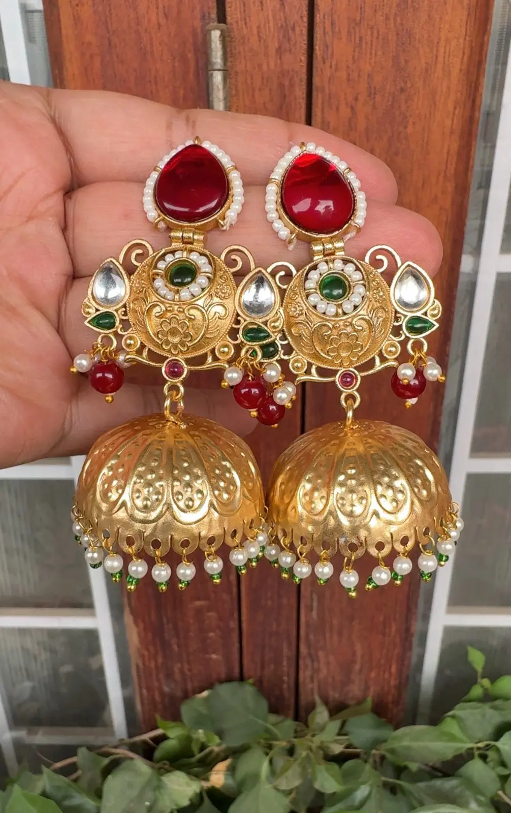 Tejaswi Premium Golden Jhumka