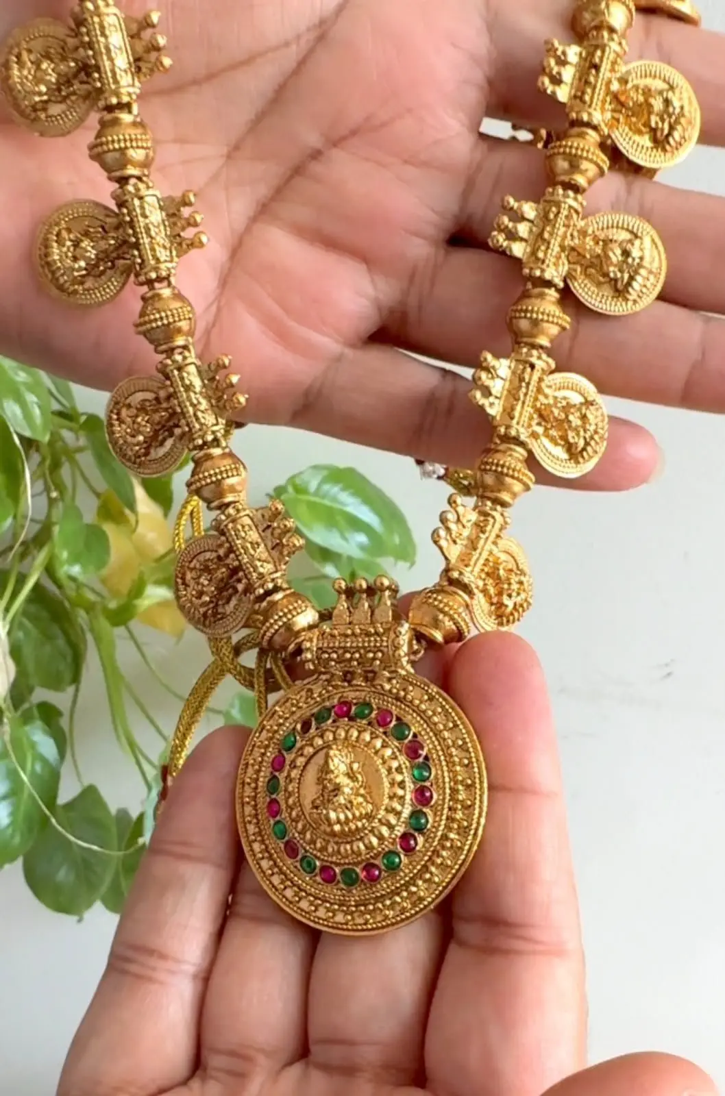 Gold Replica Haram — view 2