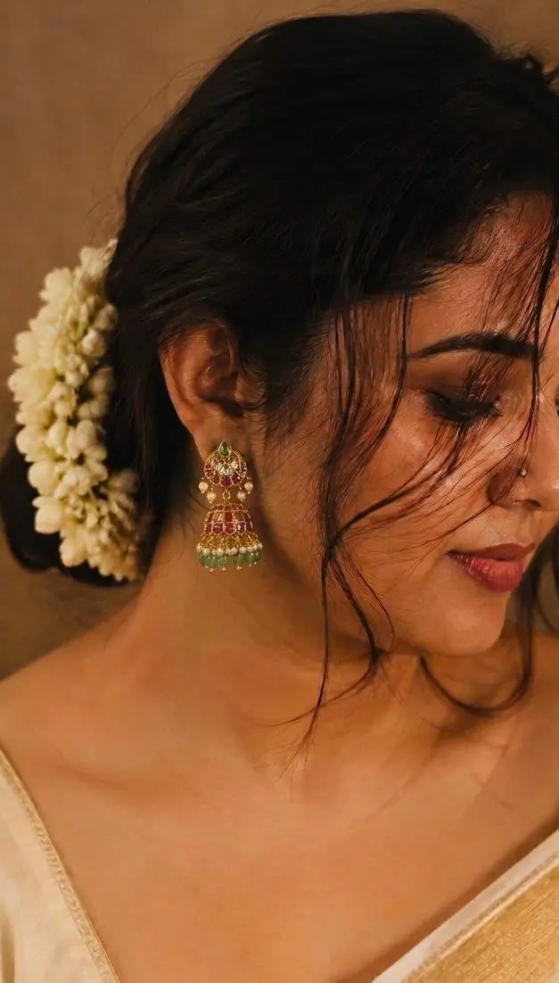 Kemp Stone Jhumka with Pearl Drops