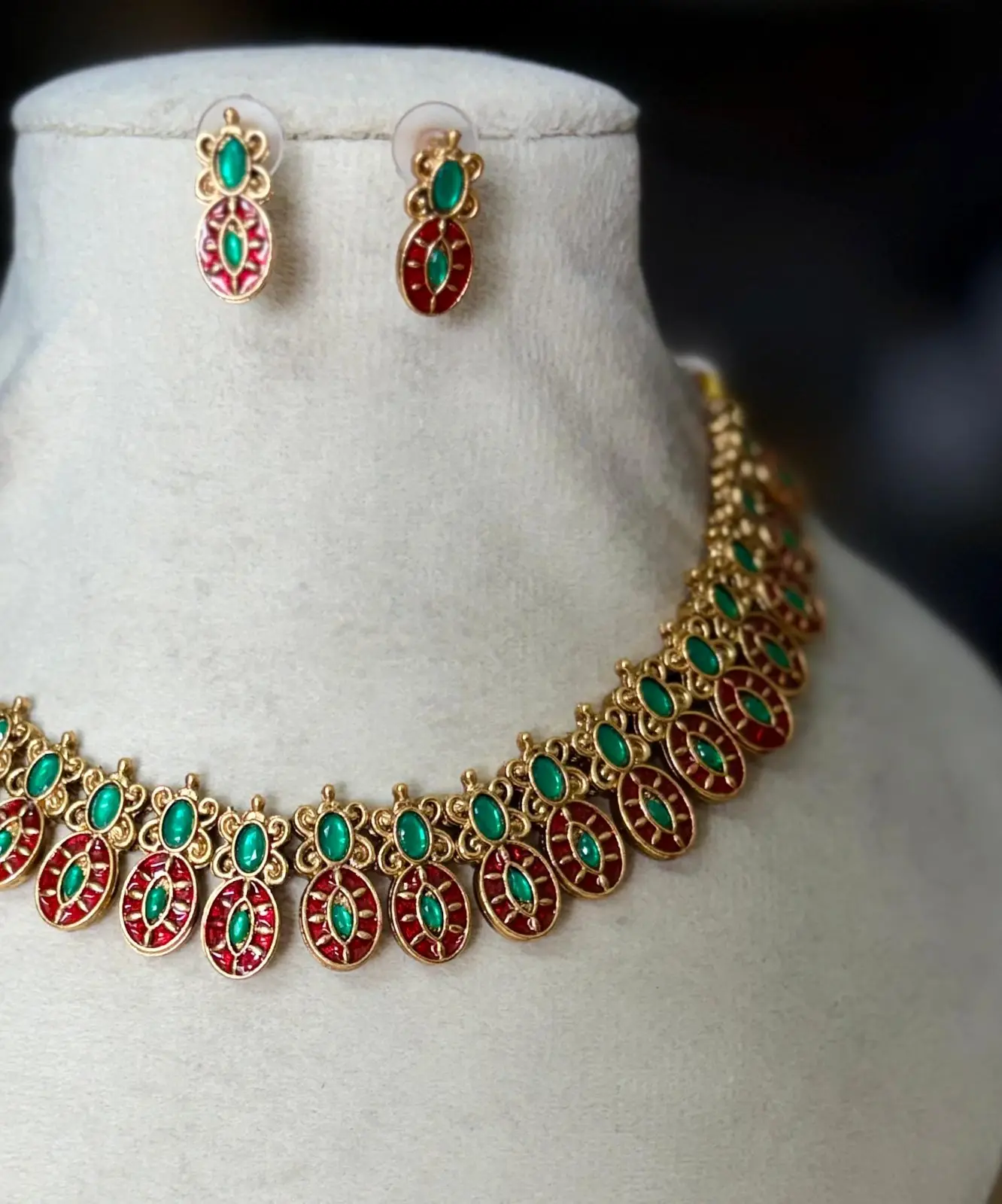 Aaradhya Ruby & Emerald Set — view 2