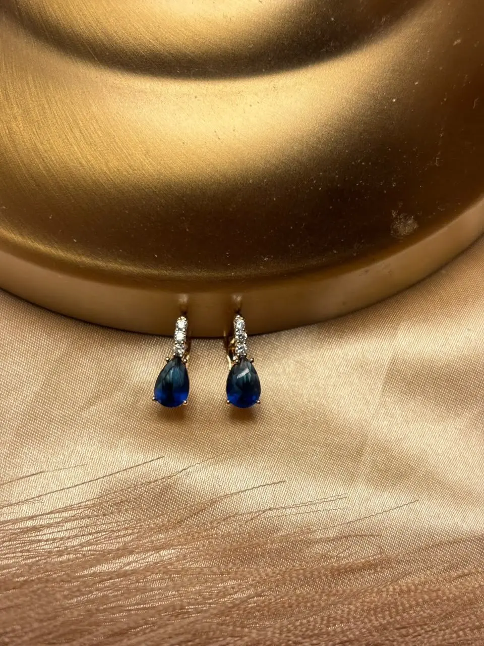Antitarnish Blue Velvet Hoops — view 1